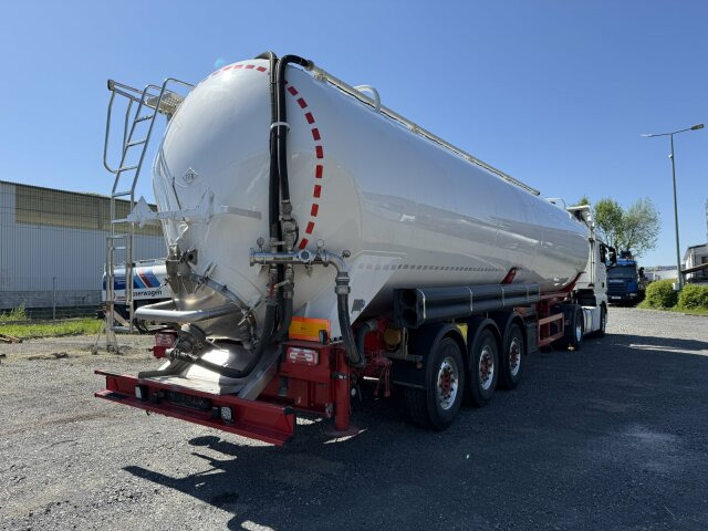 Semirremolque silo Feldbinder KIP 60.3 Silo 60.000 L 3 Achse ADR: foto 9 Semirremolque silo Feldbinder KIP 60.3 Silo 60.000 L 3 Achse ADR: foto 9