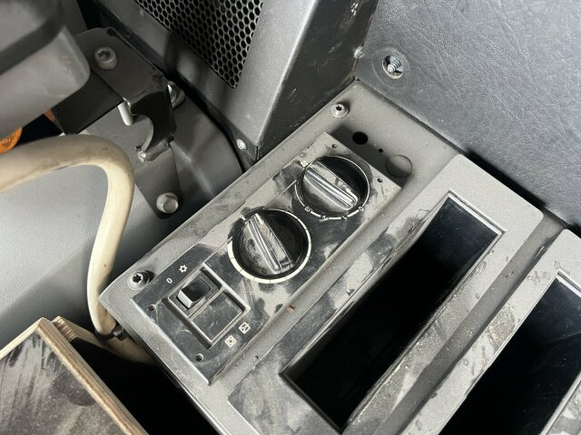 Barredora vial Hako Citymaster CM 2200 Kehrmaschine 2 m³: foto 15 Barredora vial Hako Citymaster CM 2200 Kehrmaschine 2 m³: foto 15