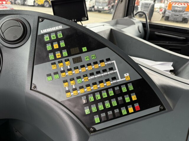 Liebherr LTM 1070-4.2 Autokran mit Spitze *TOP Zustand - Grúa todo terreno: foto 4 Liebherr LTM 1070-4.2 Autokran mit Spitze *TOP Zustand - Grúa todo terreno: foto 4