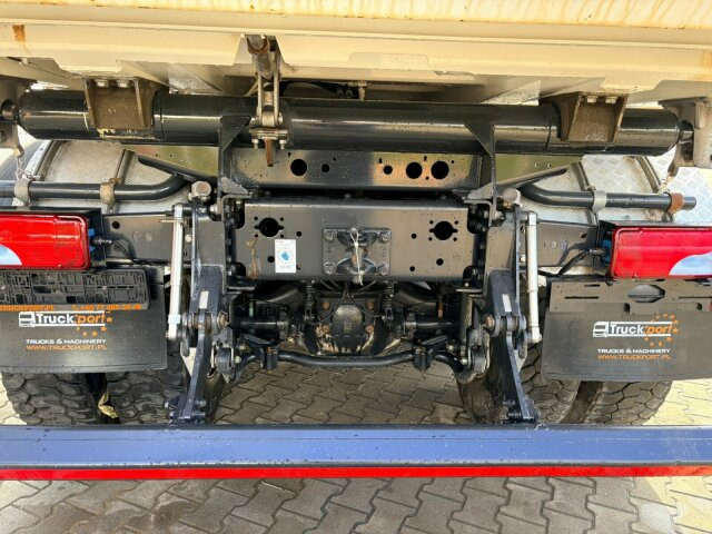 MAN TGS 35.470 8x4 BB Euro6 Meiller Kipper Bordmatik - Camión volquete: foto 4 MAN TGS 35.470 8x4 BB Euro6 Meiller Kipper Bordmatik - Camión volquete: foto 4