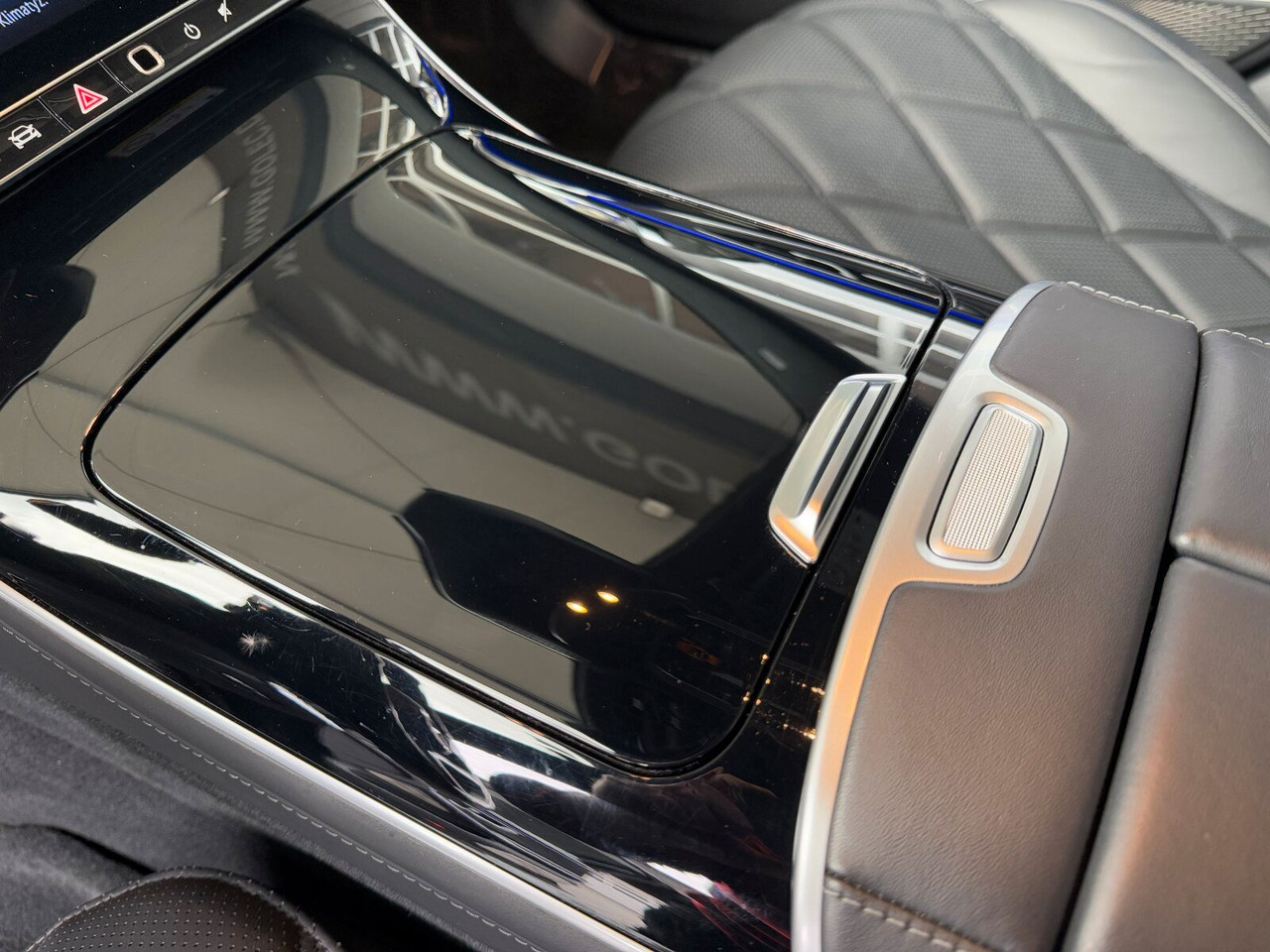 Sedan Maybach Mercedes Benz S680 Maybach V12 High-End -Paket: foto 18