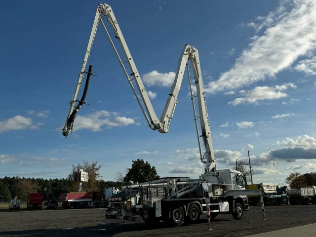 Mercedes-Benz AROCS 2840 6x4 Betonp. Putzmeister BSF36-4.16HLS - Camión bomba de hormigón: foto 4 Mercedes-Benz AROCS 2840 6x4 Betonp. Putzmeister BSF36-4.16HLS - Camión bomba de hormigón: foto 4