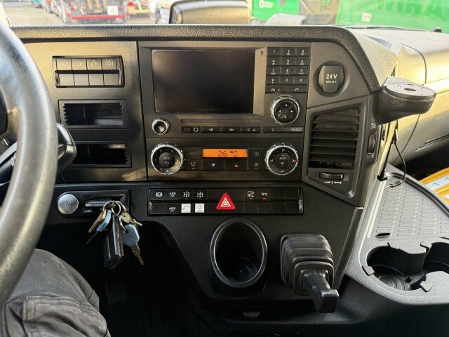 Mercedes-Benz AROCS 3251 8x4 Putzmeister BSF 46-5.16 HLS - Camión bomba de hormigón: foto 3 Mercedes-Benz AROCS 3251 8x4 Putzmeister BSF 46-5.16 HLS - Camión bomba de hormigón: foto 3