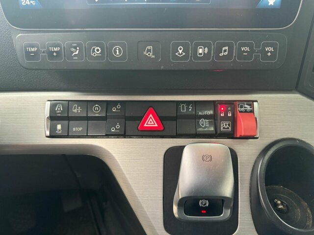 Mercedes-Benz Arocs 3253 8x4 Abrollkipper Kran Palfinger 37002 - Camión multibasculante, Camión grúa: foto 5 Mercedes-Benz Arocs 3253 8x4 Abrollkipper Kran Palfinger 37002 - Camión multibasculante, Camión grúa: foto 5