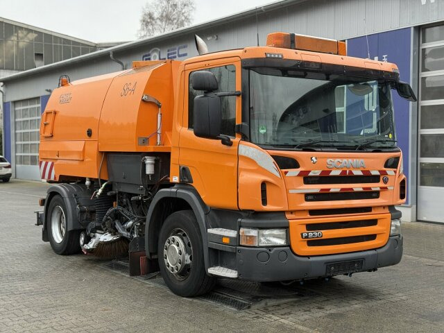 Scania P230 Kehrmaschine Johnston VT605- 6 M³ - Barredora vial: foto 1 Scania P230 Kehrmaschine Johnston VT605- 6 M³ - Barredora vial: foto 1