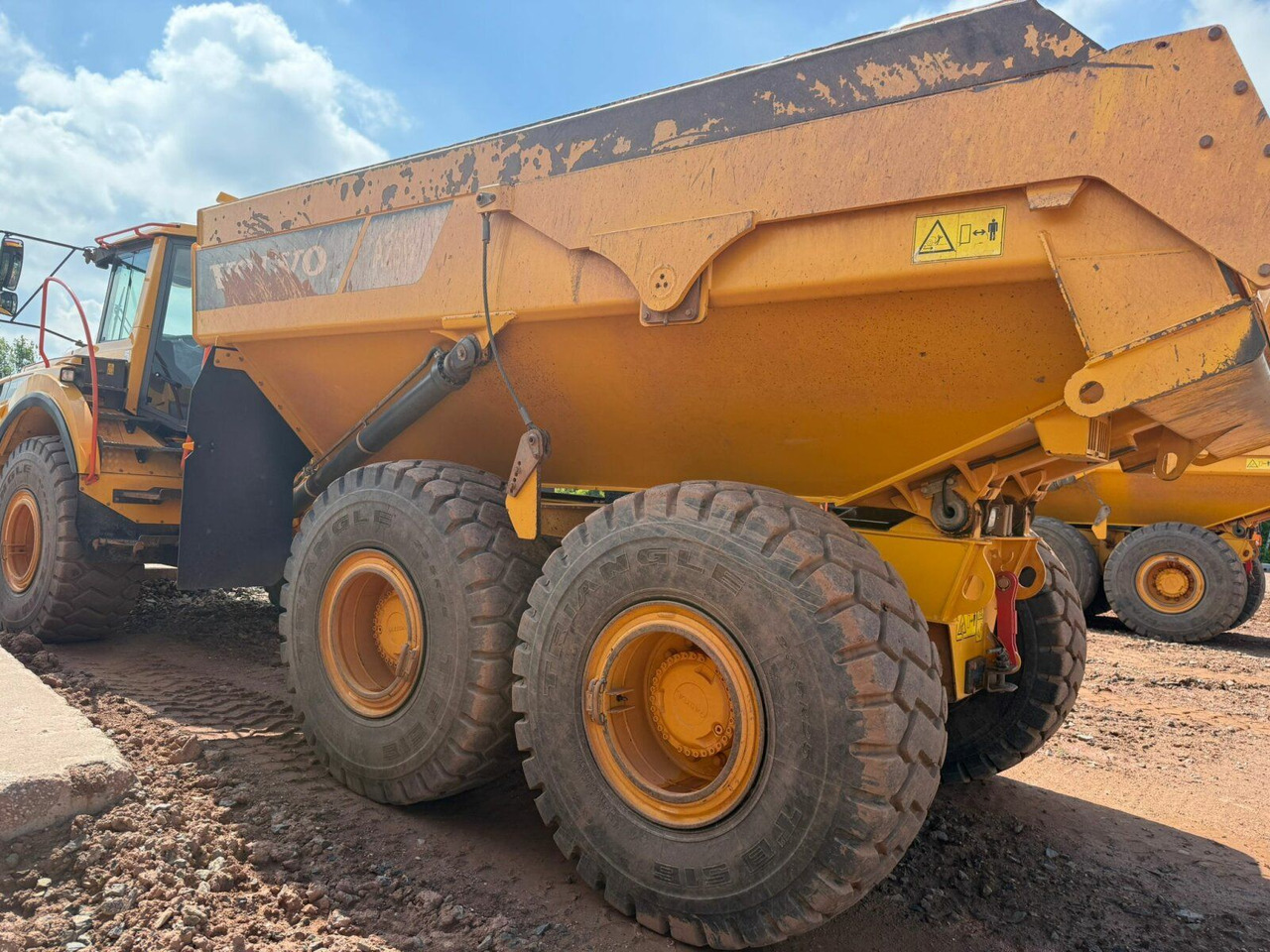Camión volquete Volvo A25G Dumper 22,7 Ton TOP gepflegt: foto 10
