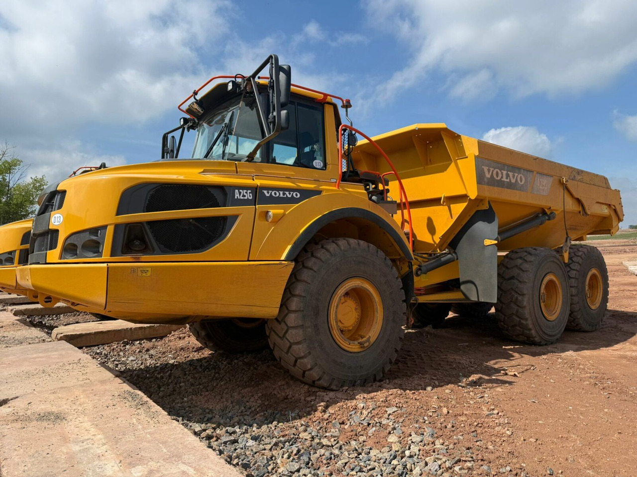 Camión volquete Volvo A25G Dumper 22,7 Ton TOP gepflegt: foto 6