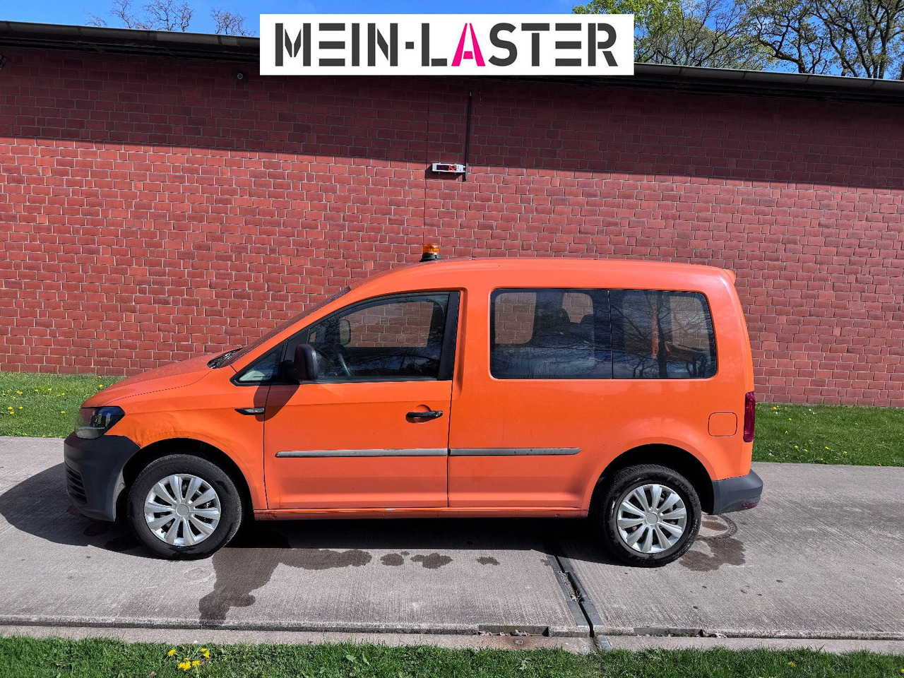 Volkswagen Caddy 2.0 TDI Klima 1. Hand 73.300 km - Furgoneta de pasajeros: foto 3 Volkswagen Caddy 2.0 TDI Klima 1. Hand 73.300 km - Furgoneta de pasajeros: foto 3