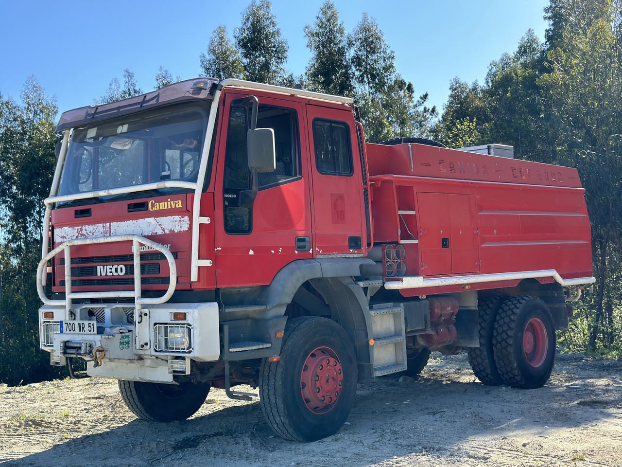 IVECO EUROCARGO 190E30. 4x4 - Camión de bomberos: foto 1 IVECO EUROCARGO 190E30. 4x4 - Camión de bomberos: foto 1