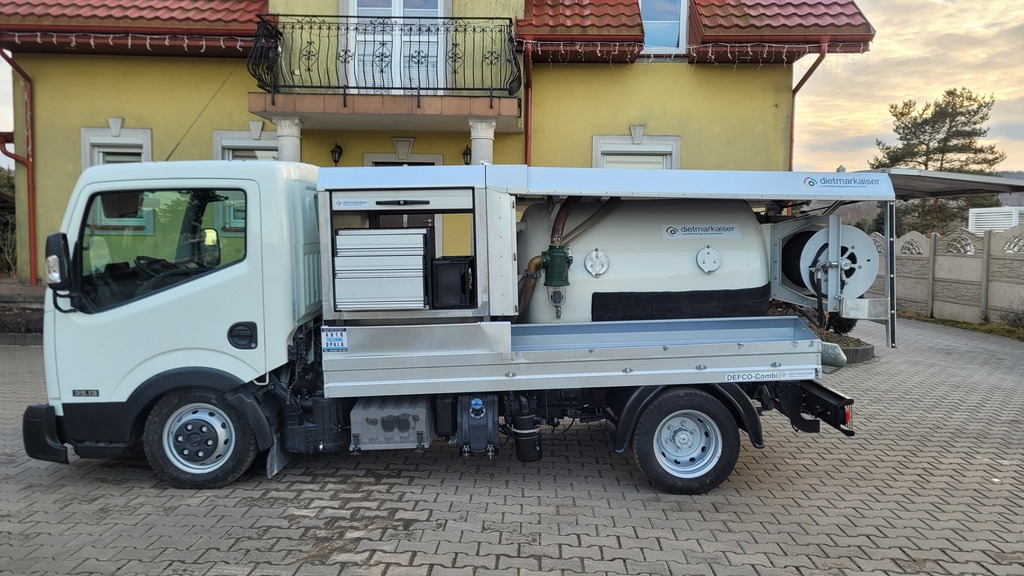 Nissan Cabstar COMBI Kanalreiniger VAAVUM CLEANER - Limpieza de alcantarillado: foto 1 Nissan Cabstar COMBI Kanalreiniger VAAVUM CLEANER - Limpieza de alcantarillado: foto 1