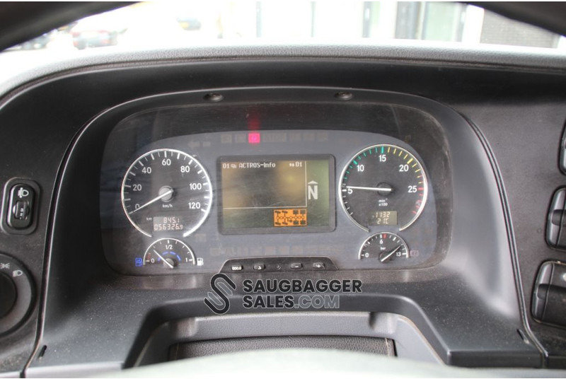 Leasing de Mercedes-Benz Actros 4141 RSP 2014 Saugbagger 8x8 Mercedes-Benz Actros 4141 RSP 2014 Saugbagger 8x8: foto 18