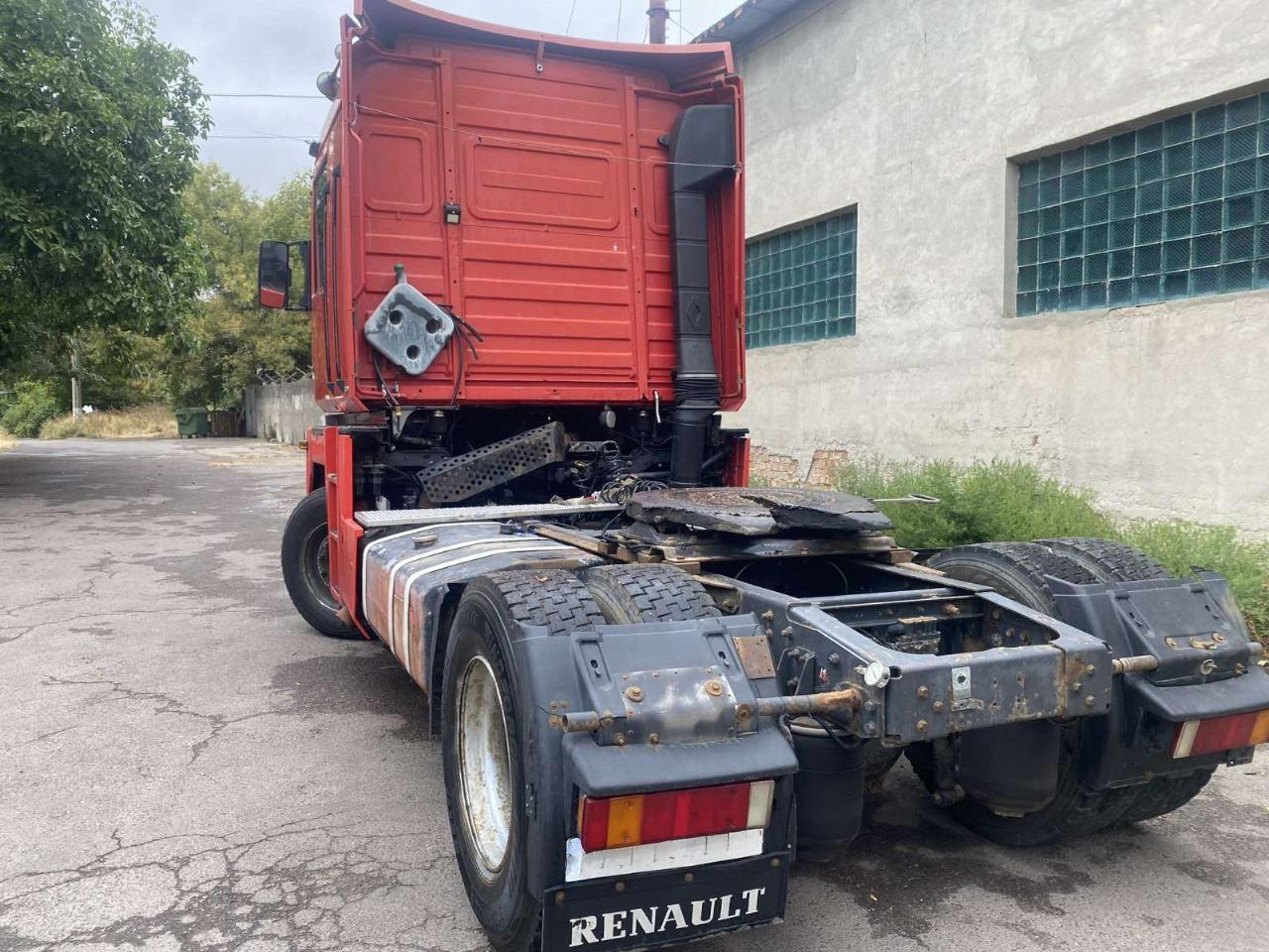 Cabeza tractora RENAULT Magnum 480: foto 7