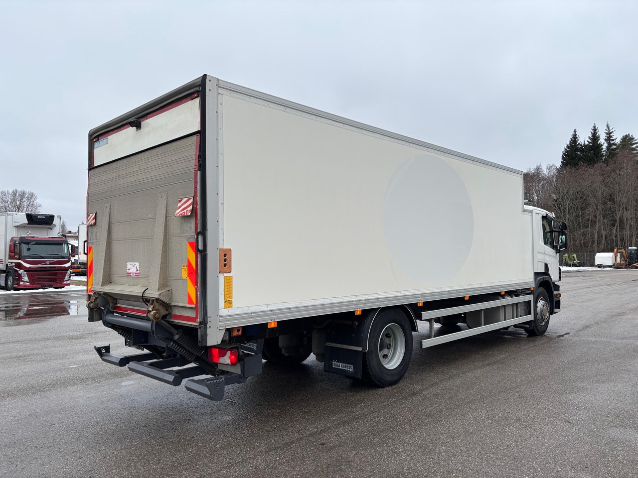 SCANIA P230 - Camión frigorífico: foto 4 SCANIA P230 - Camión frigorífico: foto 4