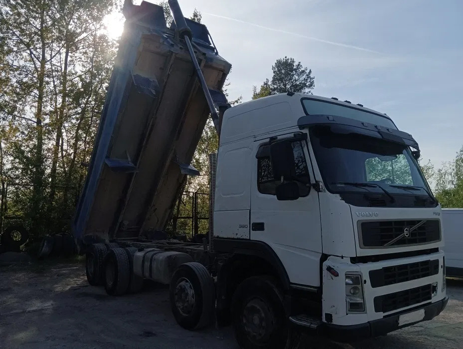 VOLVO FM9.380 - Camión volquete: foto 3 VOLVO FM9.380 - Camión volquete: foto 3