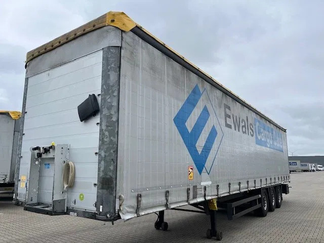 Schmitz Cargobull 2016 XL COIL TRAILER SCB*S3T - Semirremolque lona: foto 5 Schmitz Cargobull 2016 XL COIL TRAILER SCB*S3T - Semirremolque lona: foto 5