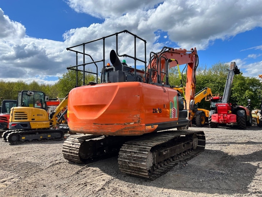 Hitachi ZX 130 LC N-6 - Excavadora de cadenas: foto 3 Hitachi ZX 130 LC N-6 - Excavadora de cadenas: foto 3
