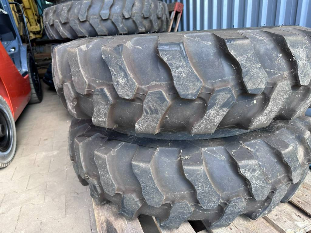 Excavadora de ruedas Apollo 10.00 - 20 Kompletträder - Complet t: foto 6