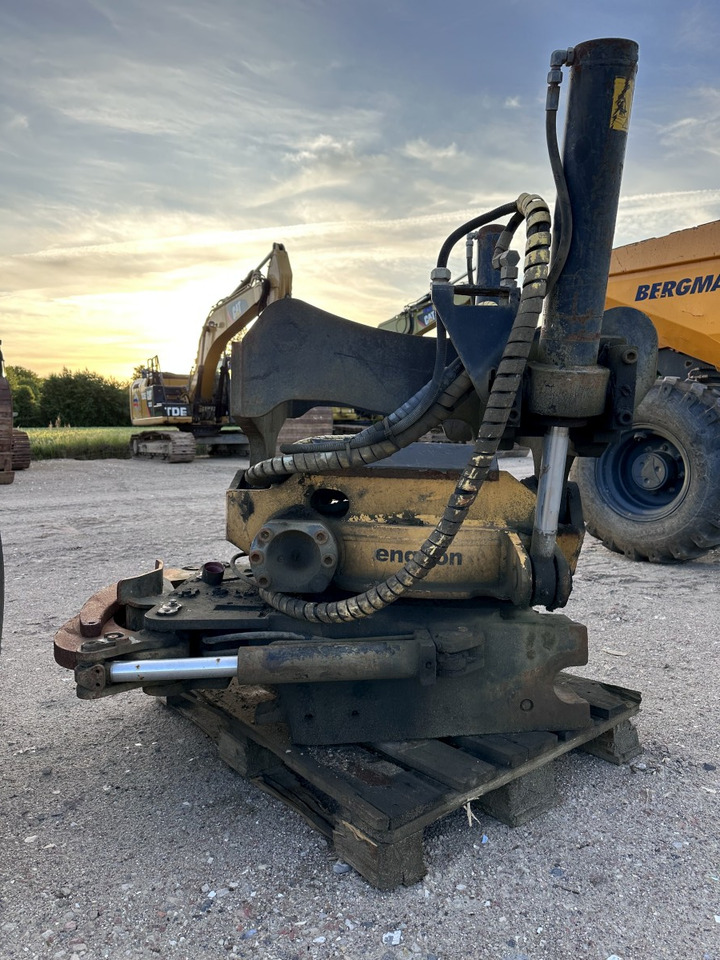 ENGCON EC 30 - S80 GR30 -S80 - SVAB Engcon Rototilt - Tiltrotator - Rotor basculante: foto 5 ENGCON EC 30 - S80 GR30 -S80 - SVAB Engcon Rototilt - Tiltrotator - Rotor basculante: foto 5