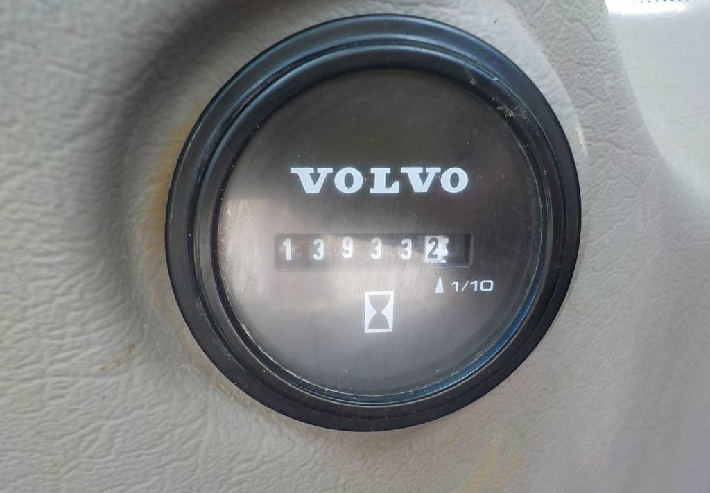Volvo EC 220 DL Deutsche Maschine! - Excavadora de cadenas: foto 4 Volvo EC 220 DL Deutsche Maschine! - Excavadora de cadenas: foto 4