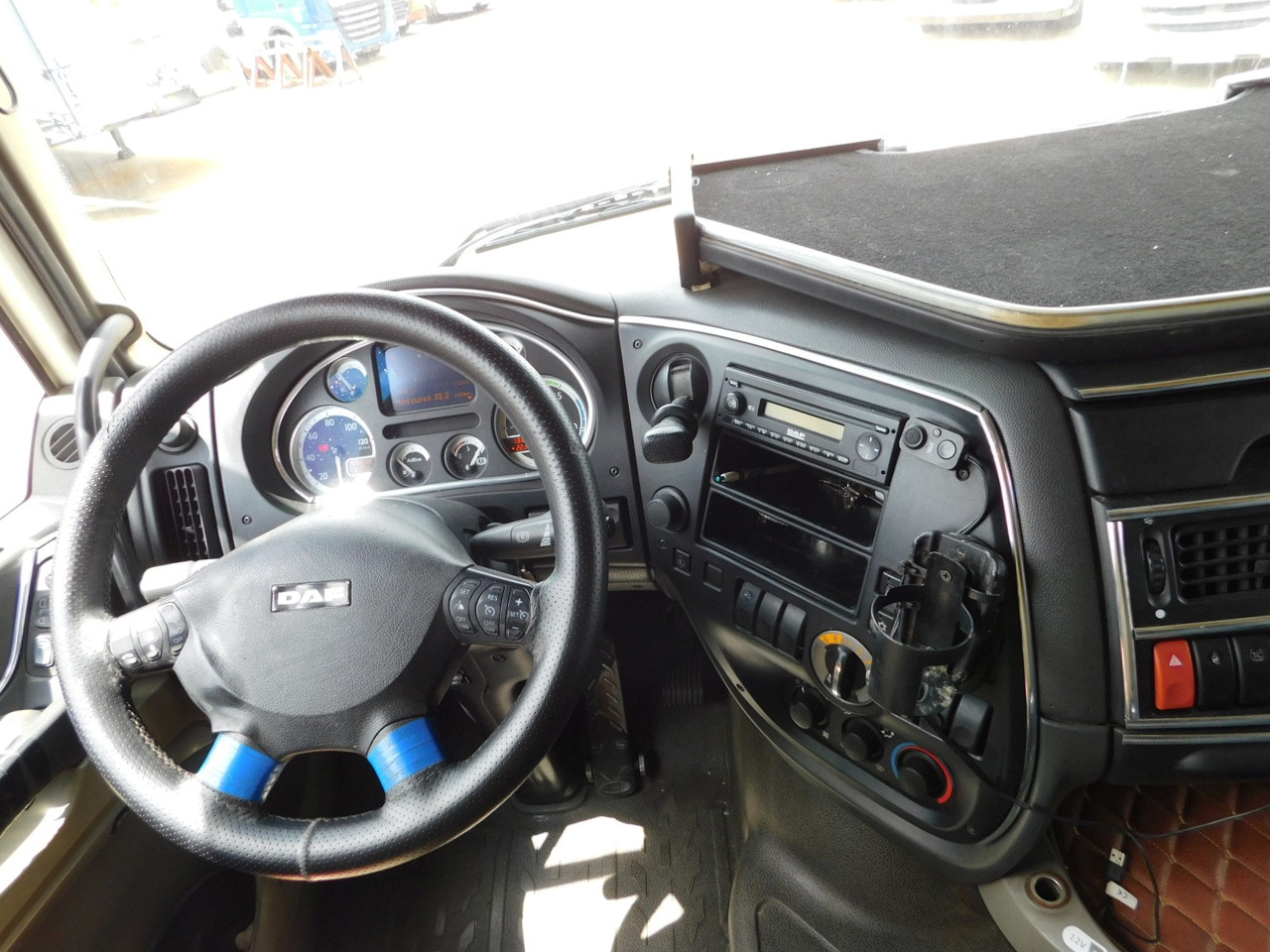 Daf Xf 105460 - Cabeza tractora: foto 5 Daf Xf 105460 - Cabeza tractora: foto 5