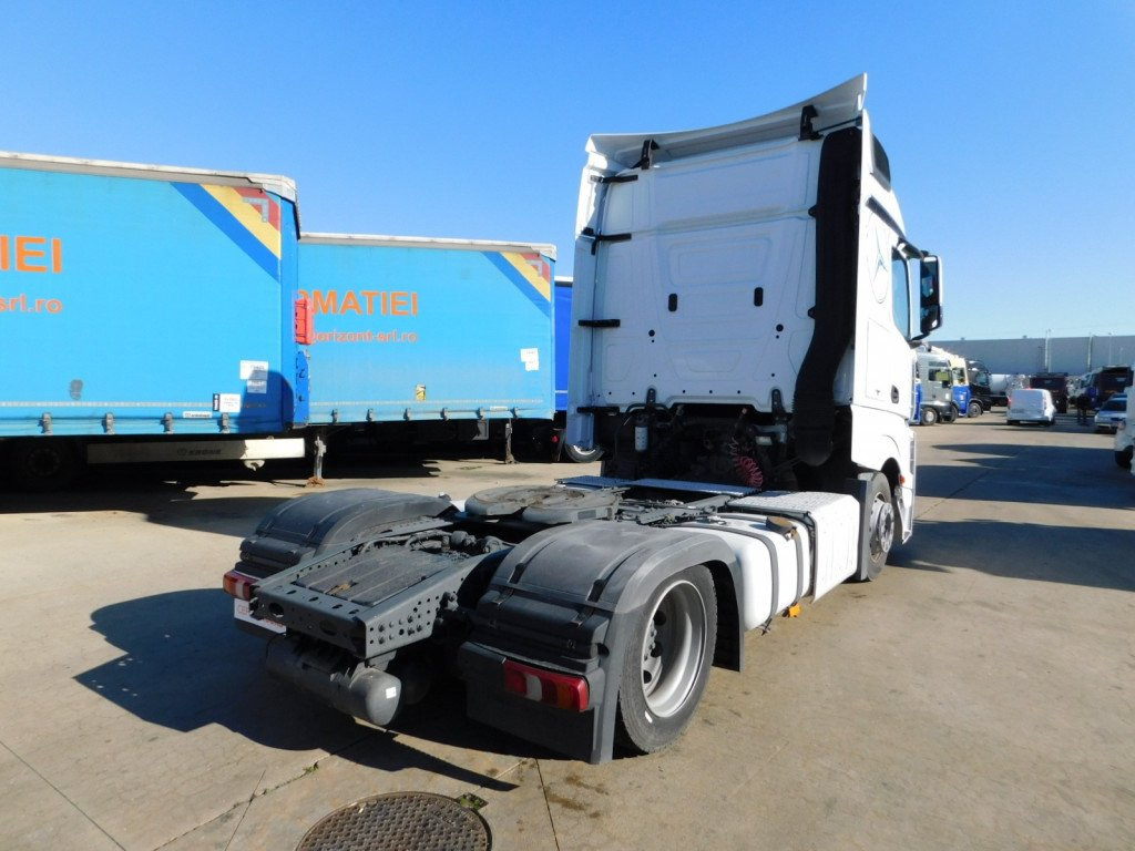 Mercedes Actros 1842 - Cabeza tractora: foto 3 Mercedes Actros 1842 - Cabeza tractora: foto 3
