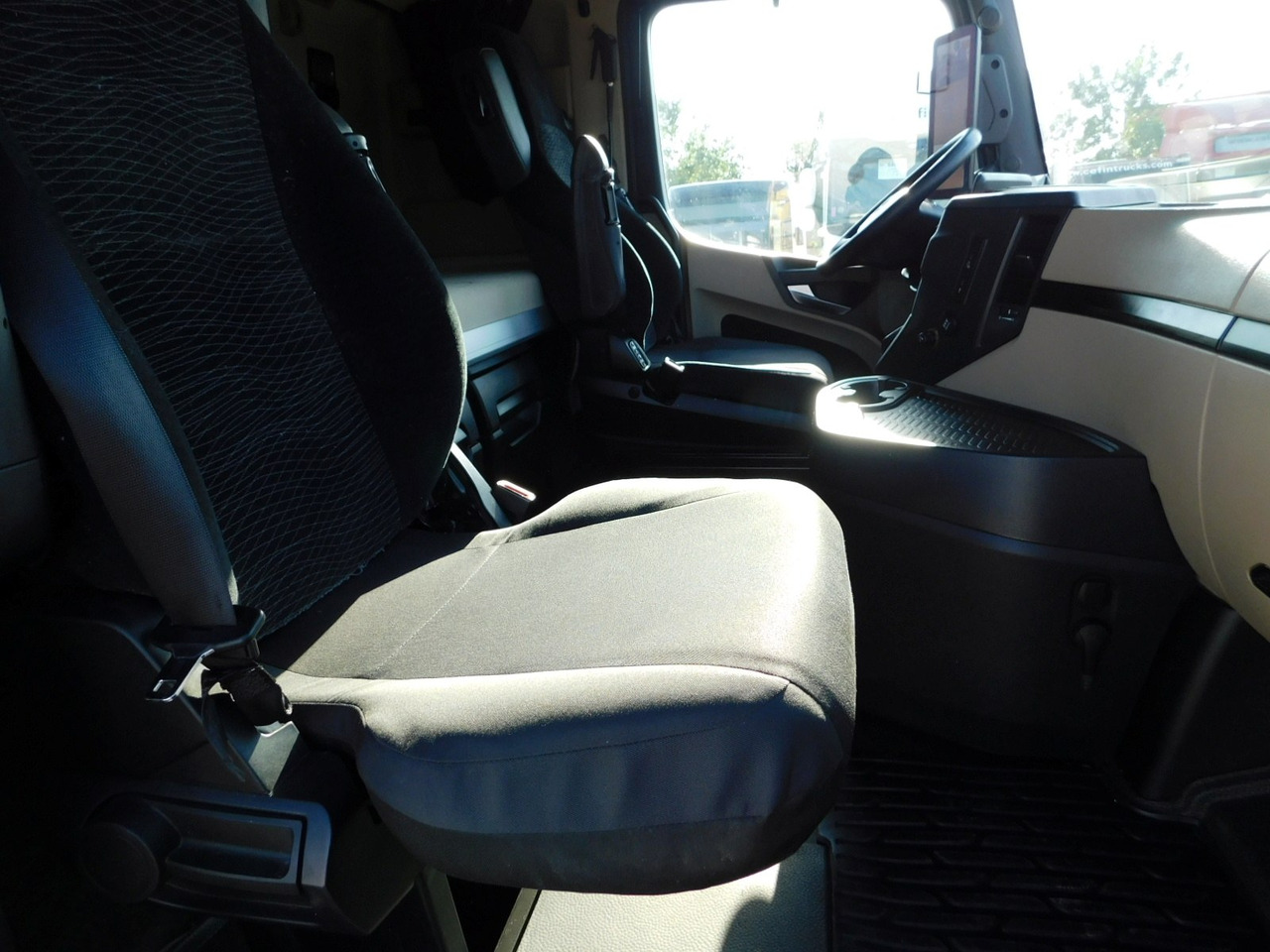 Mercedes Actros - Cabeza tractora: foto 5 Mercedes Actros - Cabeza tractora: foto 5