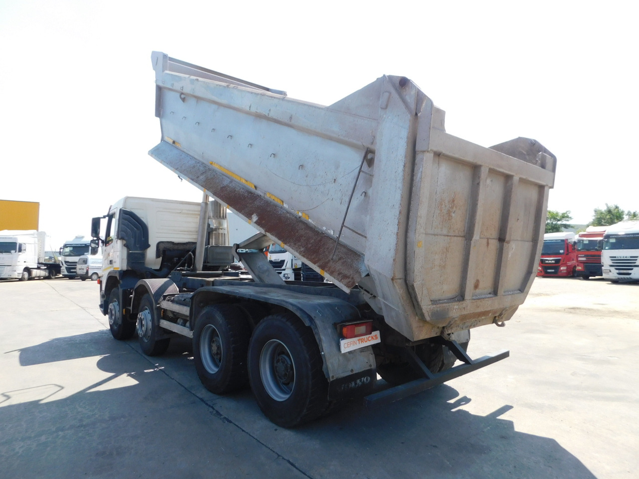 Volvo Fm 12 - Camión volquete: foto 4 Volvo Fm 12 - Camión volquete: foto 4