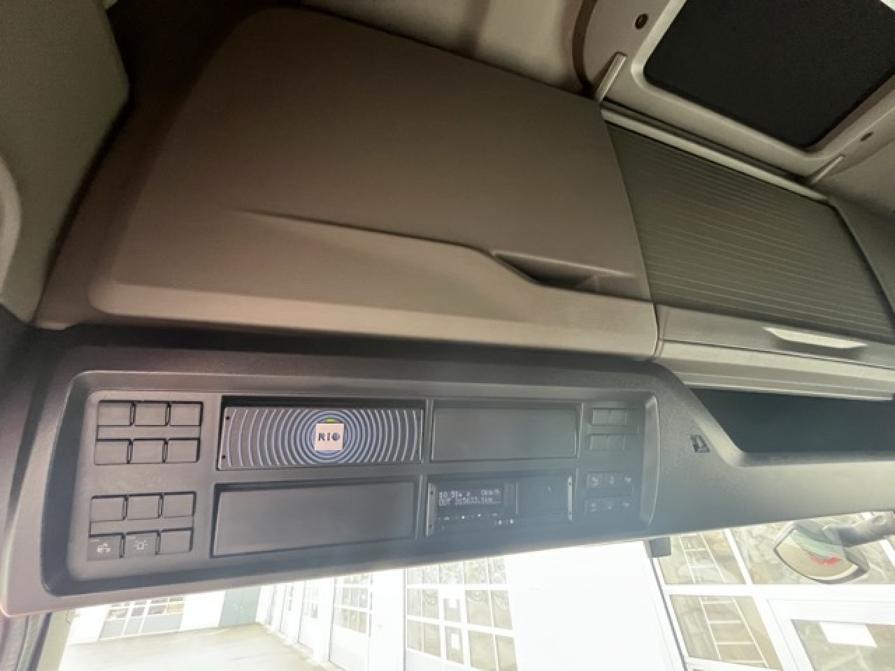 MAN TGX 18.510 4x2 LL SA - Vollgarantie MAN bis 01.27 - Cabeza tractora: foto 5 MAN TGX 18.510 4x2 LL SA - Vollgarantie MAN bis 01.27 - Cabeza tractora: foto 5