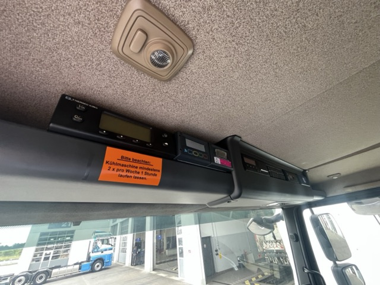 MAN TGM 15.290 4x2 LL Tiefkühler ATP 08.2028 Euro6 - Furgoneta frigorifica: foto 5 MAN TGM 15.290 4x2 LL Tiefkühler ATP 08.2028 Euro6 - Furgoneta frigorifica: foto 5