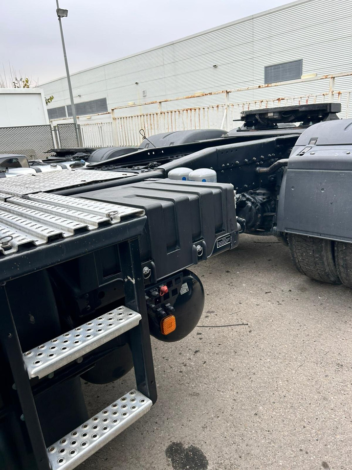 Cabeza tractora MAN TGX 33.580 6x4 BB TGX 33.580 6x4 BB, Retarder, zZGG 150.000kg: foto 14