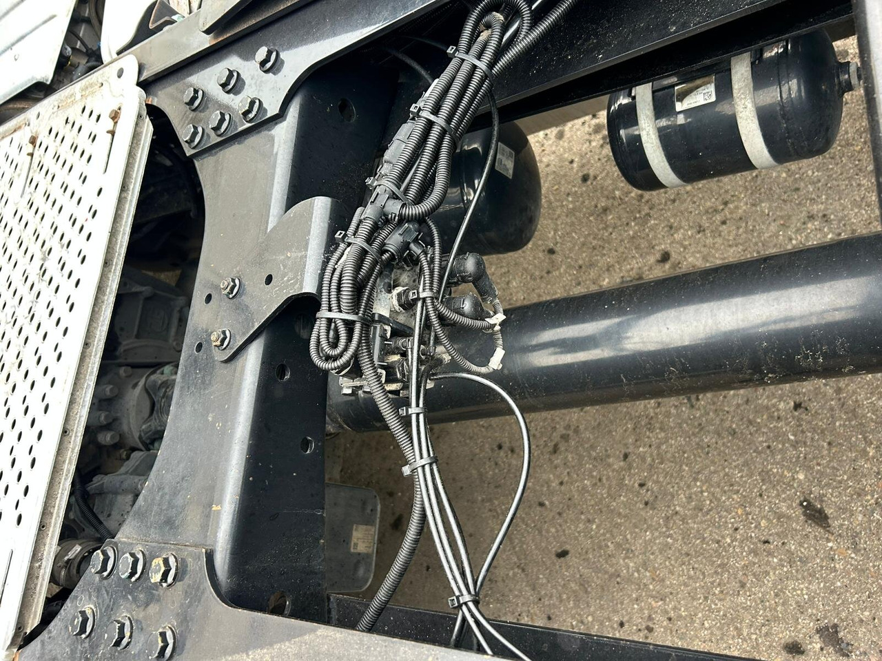 Cabeza tractora MAN TGX 33.580 6x4 BB TGX 33.580 6x4 BB, Retarder, zZGG 150.000kg: foto 15