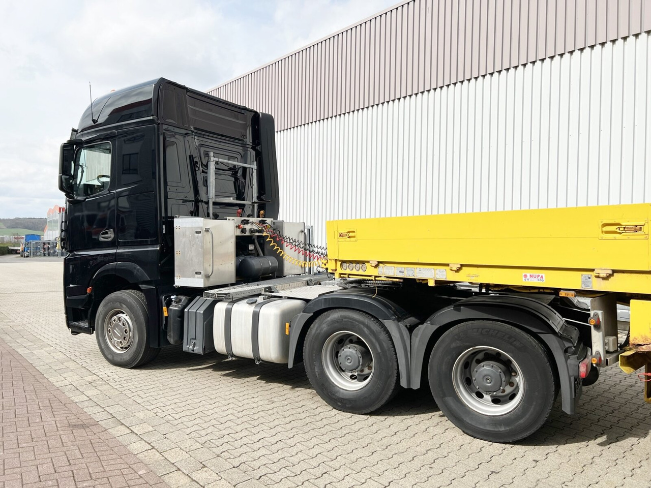 Cabeza tractora Mercedes-Benz Arocs 3358 LS 6x4 Arocs 3358 LS 6x4, StreamSpace, Turbo-Retarder-Kupplung, Kipphydraulik: foto 11