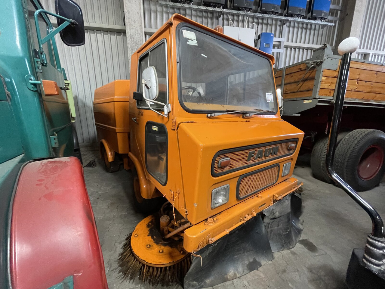 Barredora vial Faun AK 414 HW FAUN AK 414 HW: foto 15 Barredora vial Faun AK 414 HW FAUN AK 414 HW: foto 15