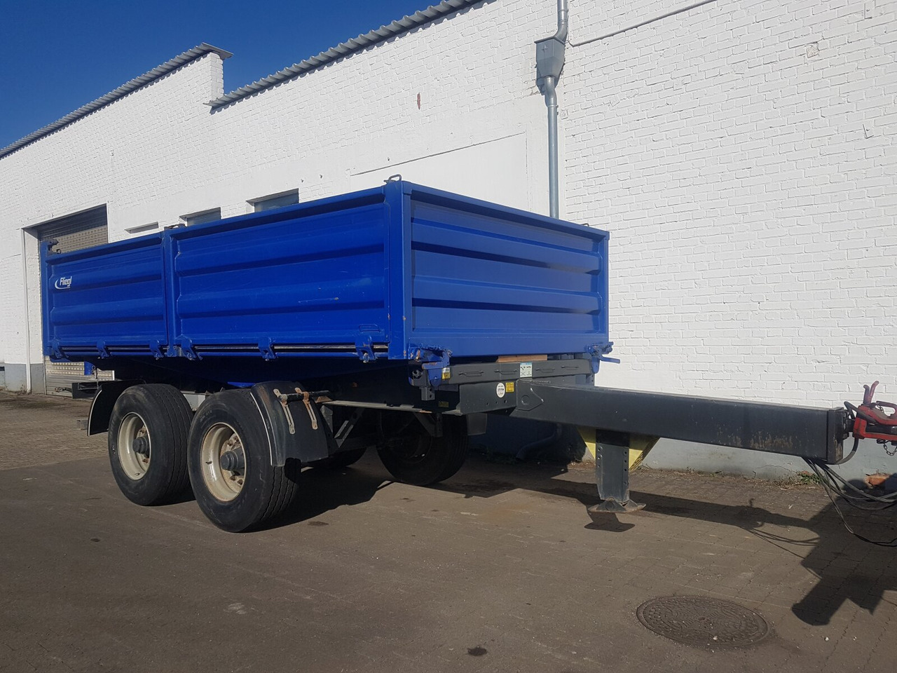 Fliegl TSK 180 TSK 180 - Remolque plataforma/ Caja abierta: foto 4 Fliegl TSK 180 TSK 180 - Remolque plataforma/ Caja abierta: foto 4