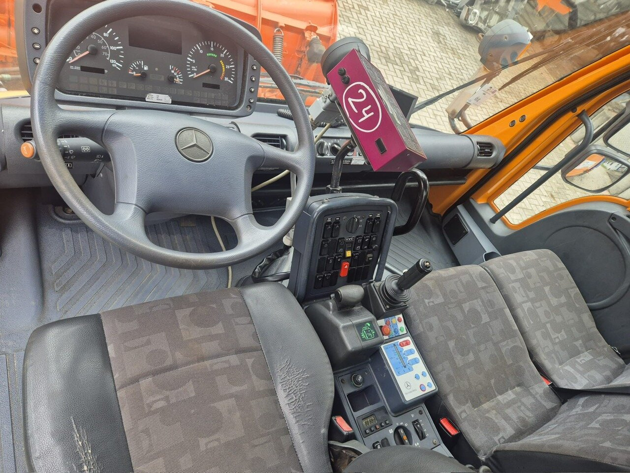 Leasing de Unimog U 300 4x4 U 300 405/10 4x4, Kommunalhydraulik, WSK Unimog U 300 4x4 U 300 405/10 4x4, Kommunalhydraulik, WSK: foto 6