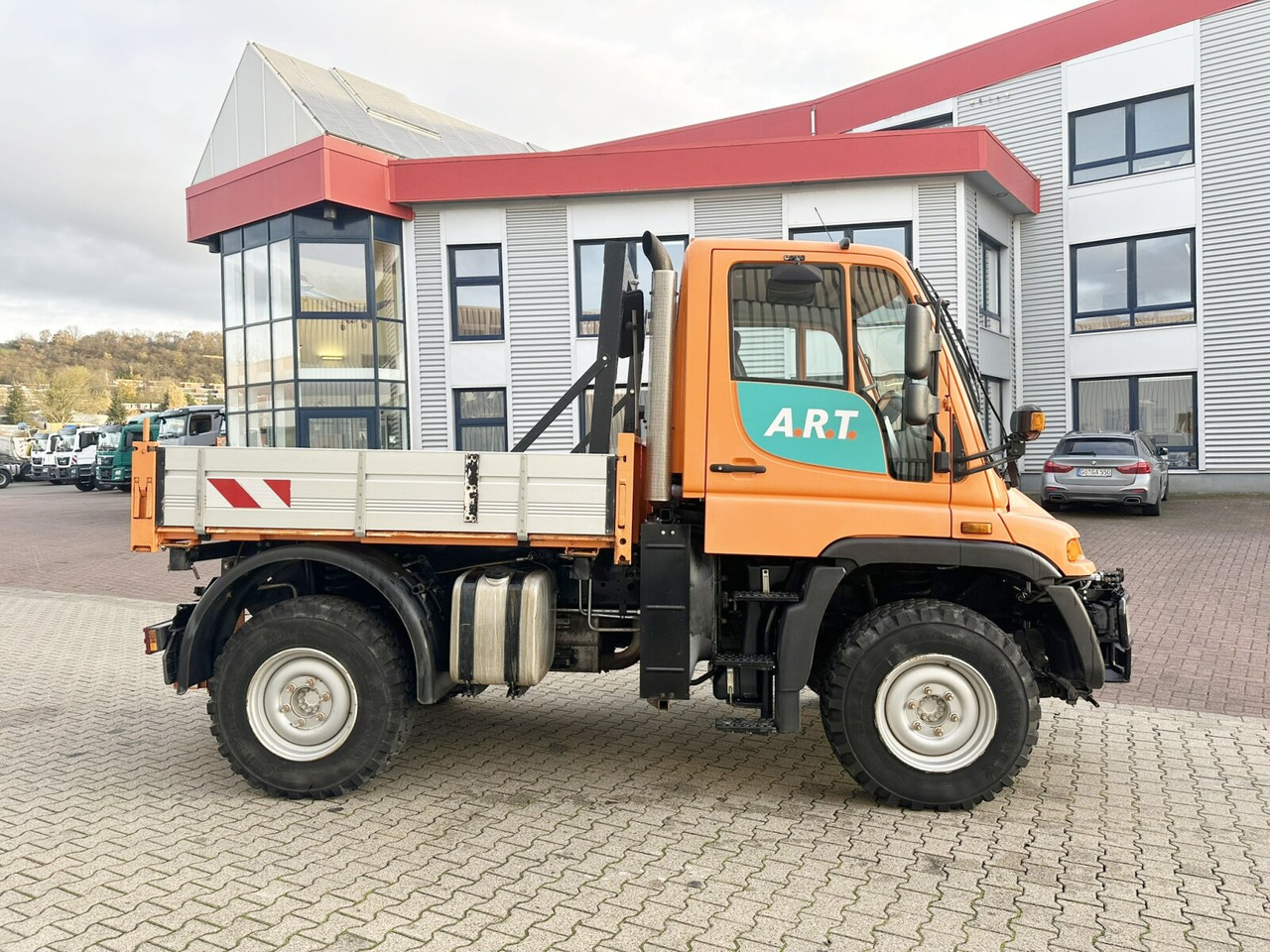 Leasing de Unimog U300 405/10 4x4 U300 405/10 4x4, Kommunalhydraulik, Frontzapfwelle, Kipper Unimog U300 405/10 4x4 U300 405/10 4x4, Kommunalhydraulik, Frontzapfwelle, Kipper: foto 9 Leasing de Unimog U300 405/10 4x4 U300 405/10 4x4, Kommunalhydraulik, Frontzapfwelle, Kipper Unimog U300 405/10 4x4 U300 405/10 4x4, Kommunalhydraulik, Frontzapfwelle, Kipper: foto 9