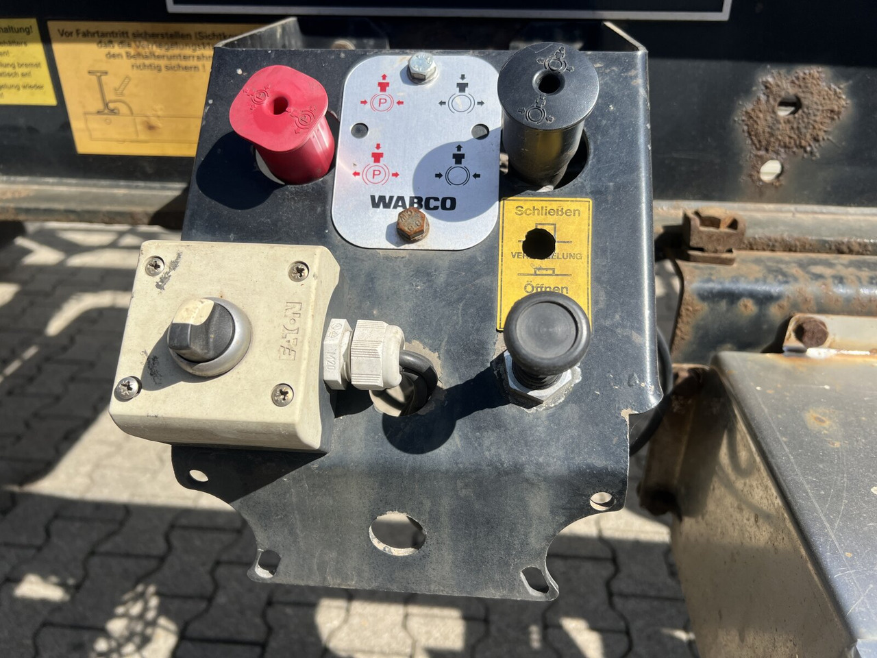 HSA 18.65 Schlittenabroller HUEFFERMANN HSA 18.65 Schlittenabroller - Remolque multilift/ Portacontenedores de cadenas: foto 2 HSA 18.65 Schlittenabroller HUEFFERMANN HSA 18.65 Schlittenabroller - Remolque multilift/ Portacontenedores de cadenas: foto 2