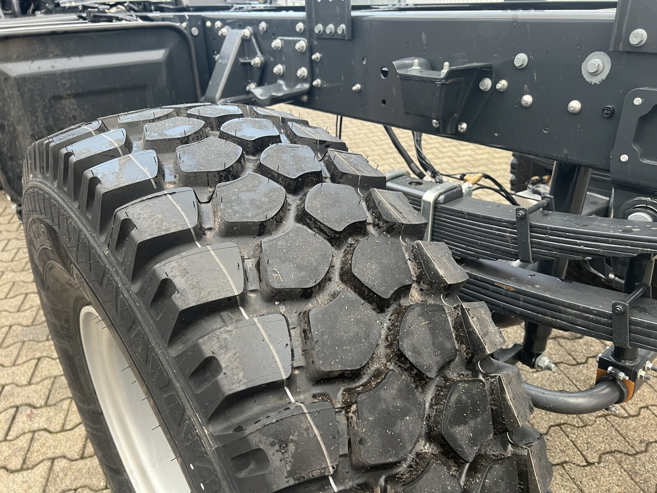 Iveco EuroCargo ML150E24 WS 4x4 EuroCargo ML150E24 WS 4x4, Euro3, mehrfach Vorhanden! - Camión chasis: foto 5 Iveco EuroCargo ML150E24 WS 4x4 EuroCargo ML150E24 WS 4x4, Euro3, mehrfach Vorhanden! - Camión chasis: foto 5