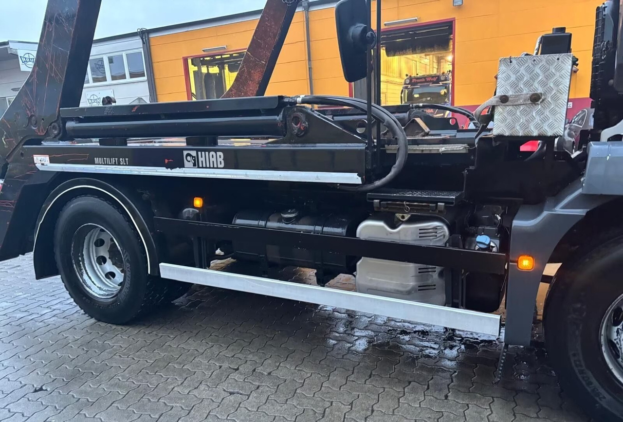 MAN TGM 18.290 4x2 BB TGM 18.290 4x2 BB, Tele-Absetzer - Camión portacontenedor de cadenas: foto 4 MAN TGM 18.290 4x2 BB TGM 18.290 4x2 BB, Tele-Absetzer - Camión portacontenedor de cadenas: foto 4