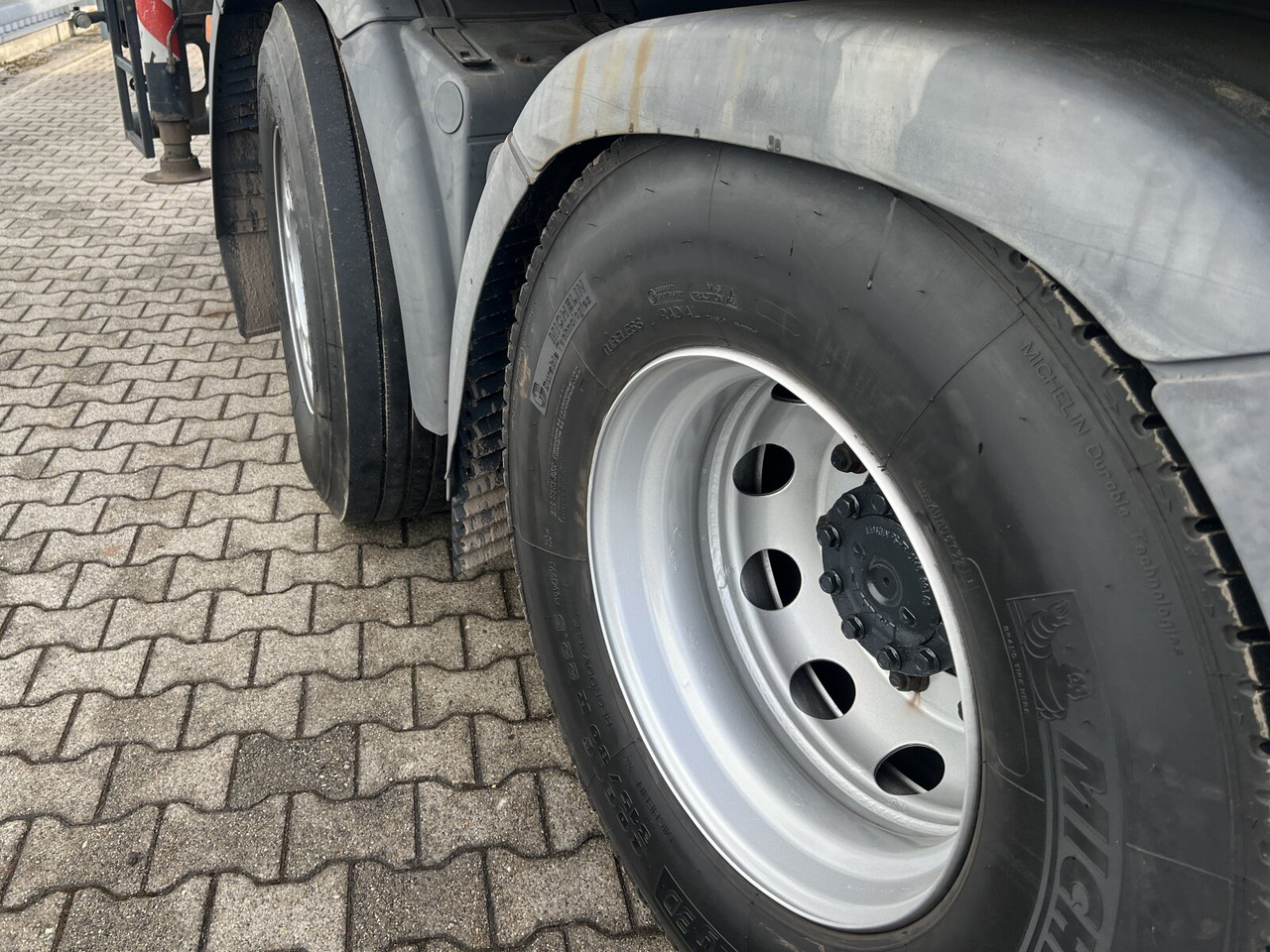 MAN TGS 26.400 6x2-4 LL TGS 26.400 6x2-4 LL, Navi, Lenk-/Liftachse, Heckkran Palfinger PK20001-K B, Funk - Camión grúa, Camión caja abierta: foto 3 MAN TGS 26.400 6x2-4 LL TGS 26.400 6x2-4 LL, Navi, Lenk-/Liftachse, Heckkran Palfinger PK20001-K B, Funk - Camión grúa, Camión caja abierta: foto 3