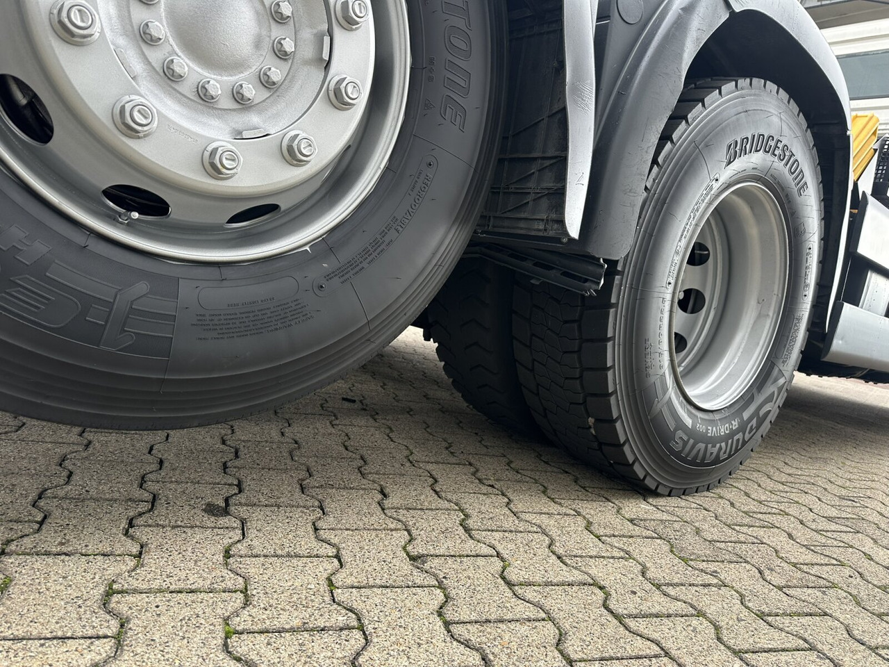 MAN TGS 26.440 6x2 BL TGS 26.440 6x2 BL - Camión multibasculante: foto 3 MAN TGS 26.440 6x2 BL TGS 26.440 6x2 BL - Camión multibasculante: foto 3