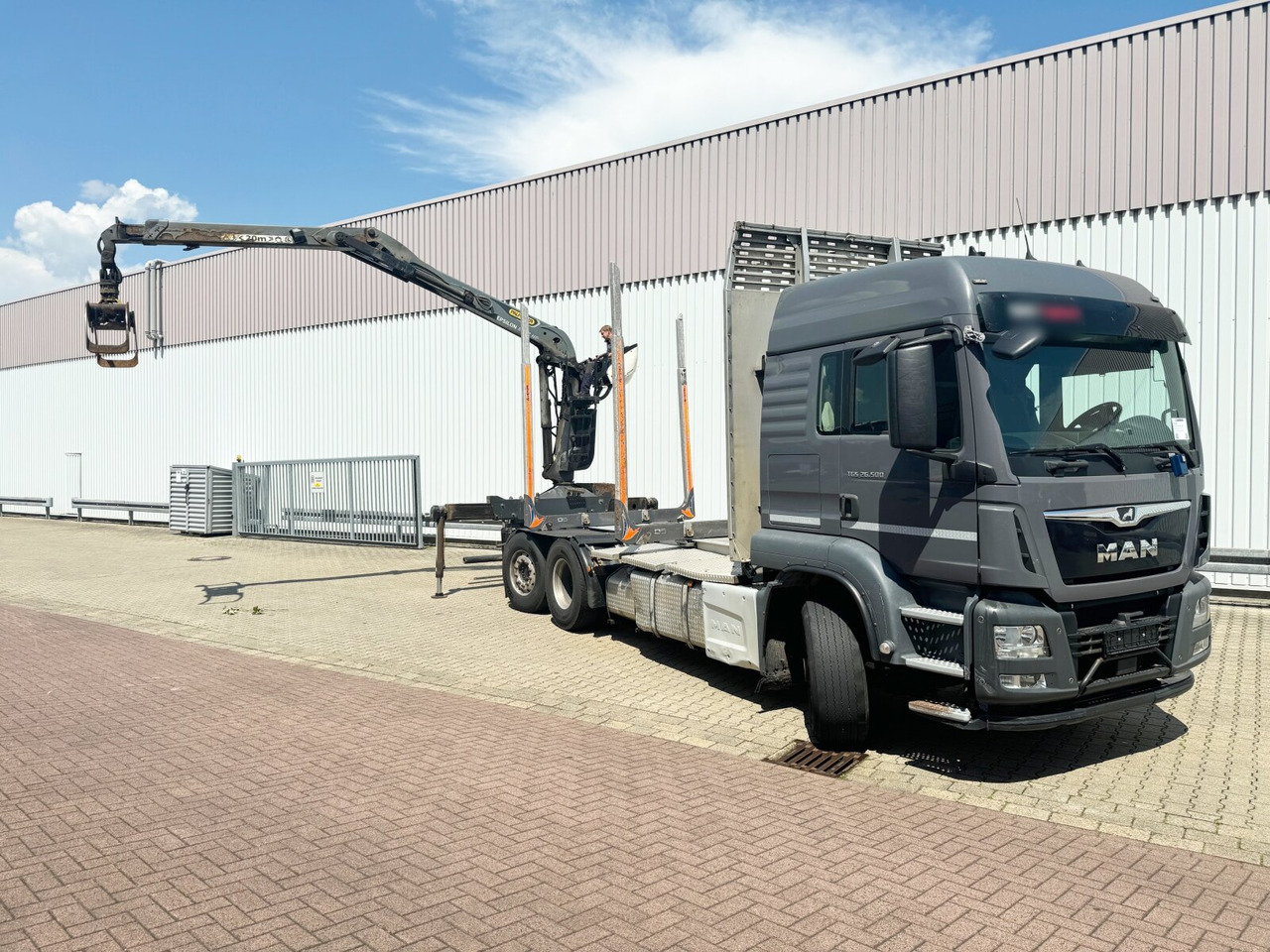 MAN TGS 26.500 6X4H-4 BL TGS 26.500 6X4H-4 BL, PriTarder, HydroDrive, Lenk-/Lift, Heckkran Epsilon M13Z83 - Camión forestal, Camión grúa: foto 1 MAN TGS 26.500 6X4H-4 BL TGS 26.500 6X4H-4 BL, PriTarder, HydroDrive, Lenk-/Lift, Heckkran Epsilon M13Z83 - Camión forestal, Camión grúa: foto 1
