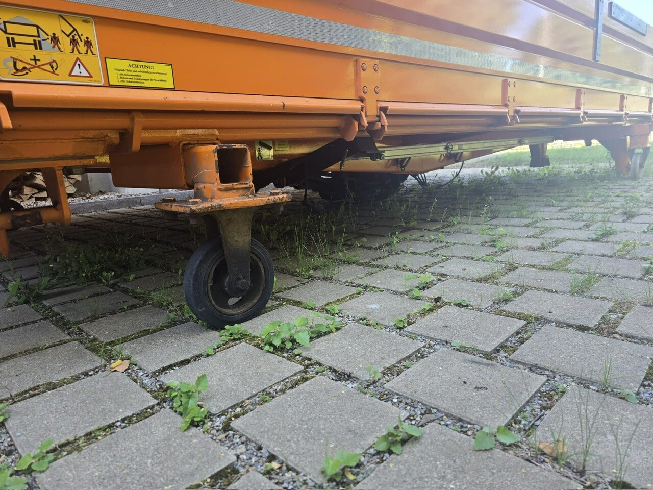 MAN TGS 28.400 6x4-4 BL TGS 28.400 6x4-4 BL, EEV, Lenk-/Liftachse, Wechselsystem Kipper/Salzsteuer - Camión volquete: foto 4 MAN TGS 28.400 6x4-4 BL TGS 28.400 6x4-4 BL, EEV, Lenk-/Liftachse, Wechselsystem Kipper/Salzsteuer - Camión volquete: foto 4