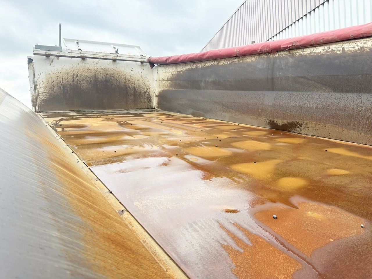 MAN TGS 35.460 8X4 BB TGS 35.460 8X4 BB, Meiller Bordmatik, Rollplane, 13m³ - Camión volquete: foto 3 MAN TGS 35.460 8X4 BB TGS 35.460 8X4 BB, Meiller Bordmatik, Rollplane, 13m³ - Camión volquete: foto 3