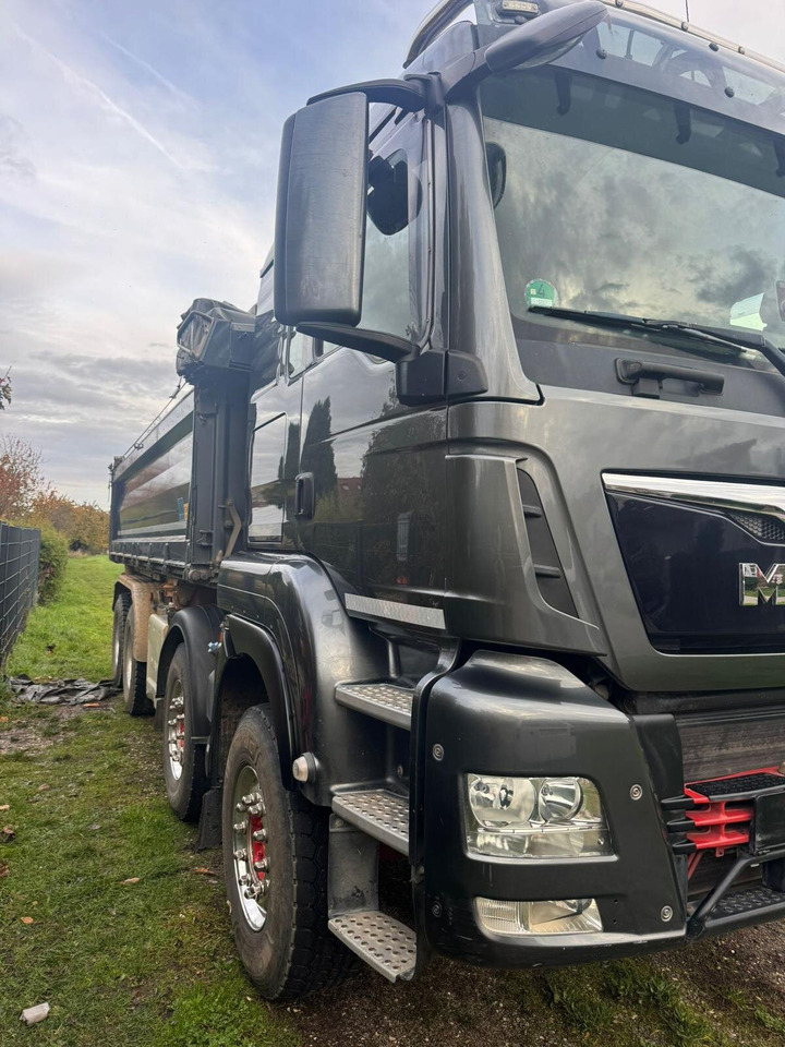 MAN TGS 35.510 8x4 BL TGS 35.510 8x4 BL, Bordmatik - Dúmper: foto 2 MAN TGS 35.510 8x4 BL TGS 35.510 8x4 BL, Bordmatik - Dúmper: foto 2