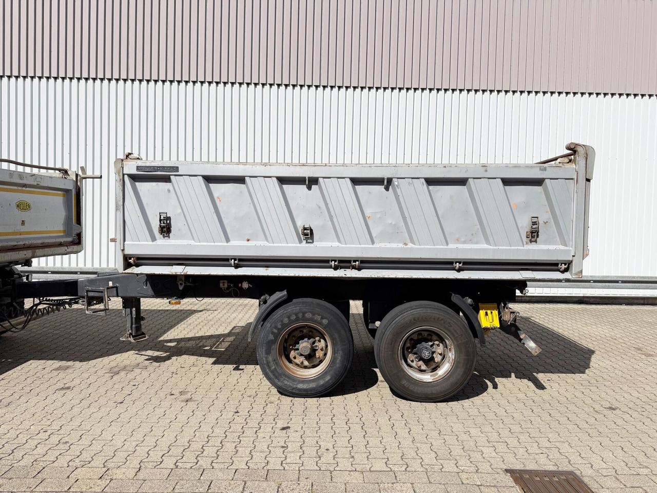 Meiller MZDA 18/21 MZDA 18/21, Stahlbordwände, ca. 10m³ - Remolque plataforma/ Caja abierta: foto 4 Meiller MZDA 18/21 MZDA 18/21, Stahlbordwände, ca. 10m³ - Remolque plataforma/ Caja abierta: foto 4