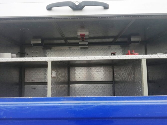Camión caja cerrada Mercedes-Benz 917 AF 4x4 Doka 917 AF 4x4 Doka: foto 12