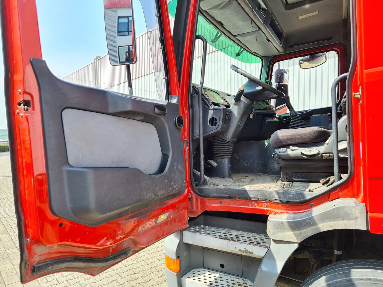 Mercedes-Benz Actros 1835 K 4x2 Actros 1835 K 4x2 - Camión chasis: foto 2 Mercedes-Benz Actros 1835 K 4x2 Actros 1835 K 4x2 - Camión chasis: foto 2