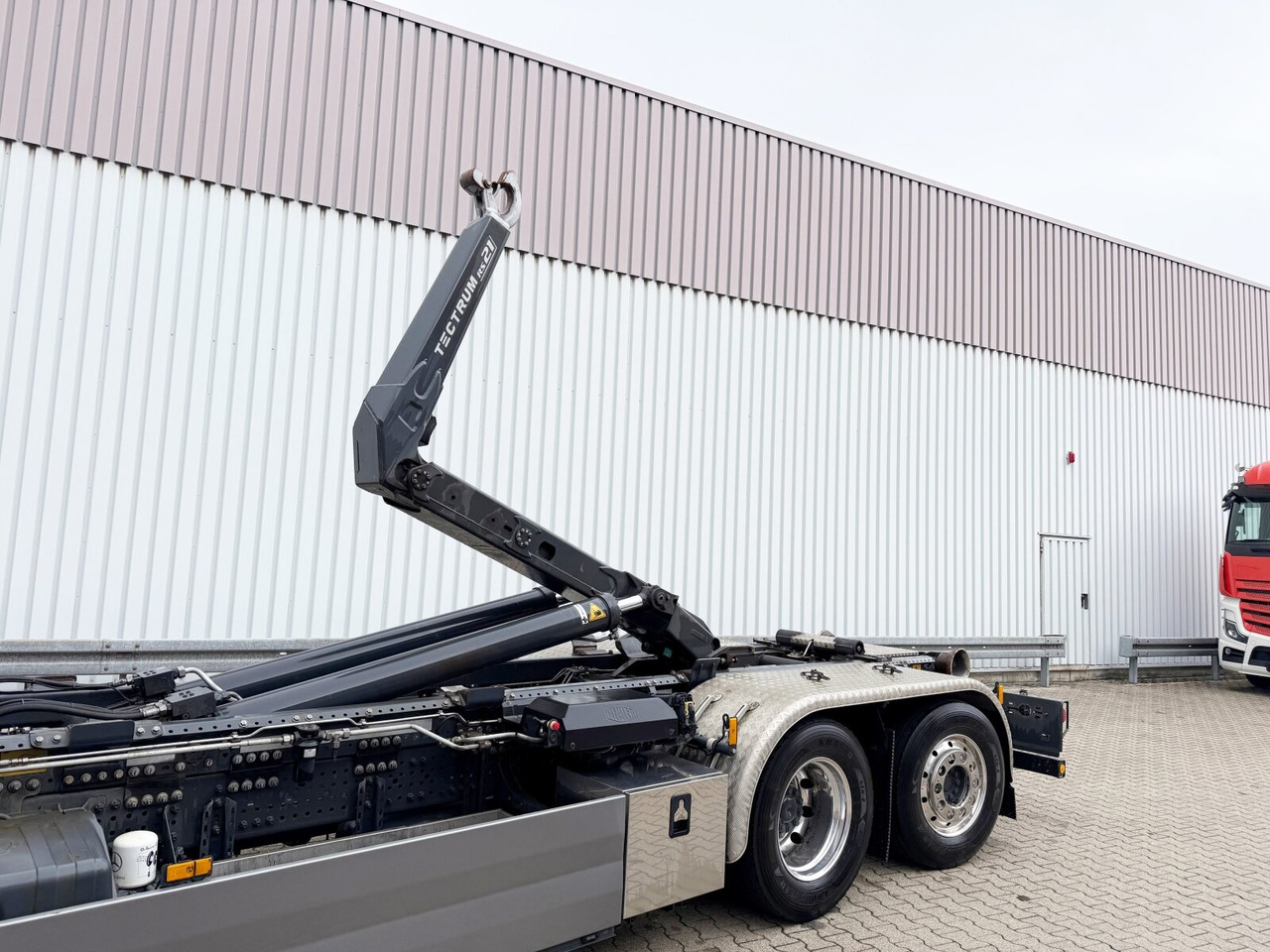 Mercedes-Benz Actros 2552 L 6x2 Actros 2552 L 6x2, Lenk/Lift, Retarder, GigaSpace, LED, Motorabtrieb, Meiller Tectrum, Funk - Camión multibasculante: foto 3 Mercedes-Benz Actros 2552 L 6x2 Actros 2552 L 6x2, Lenk/Lift, Retarder, GigaSpace, LED, Motorabtrieb, Meiller Tectrum, Funk - Camión multibasculante: foto 3