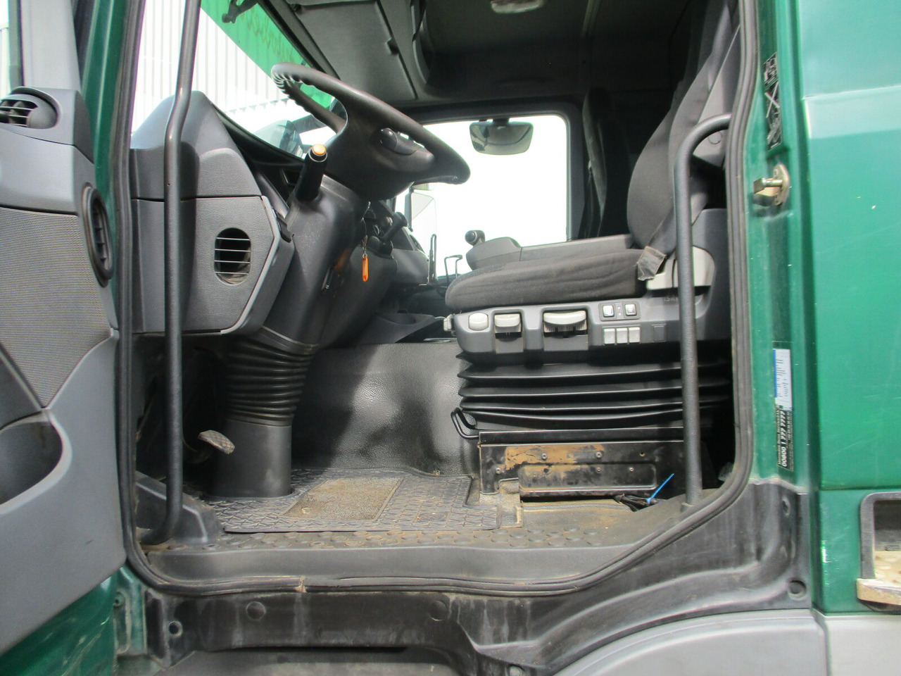 Leasing de Mercedes-Benz Actros 2644/48 K 6x4 Actros 2644/48 K 6x4 Mercedes-Benz Actros 2644/48 K 6x4 Actros 2644/48 K 6x4: foto 6